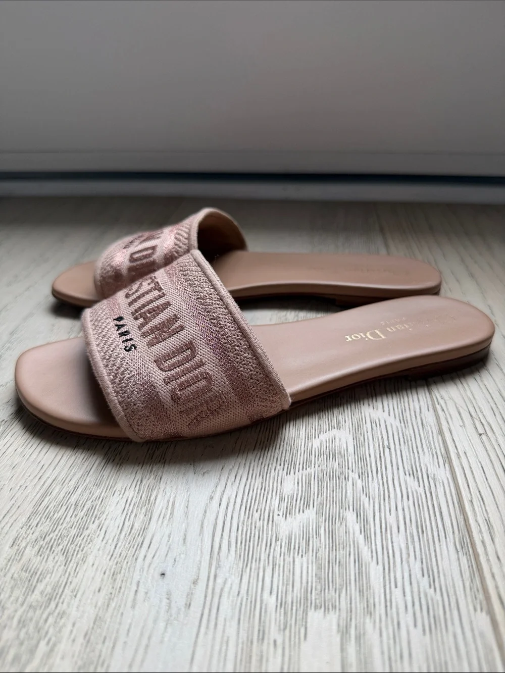 Dior Blush Pink Woven Logo Slide Sandals - Picture 4 of 4